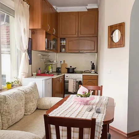 Cozy Flat With Great Location Near Sea Garden By Flat Mаnager Apartment