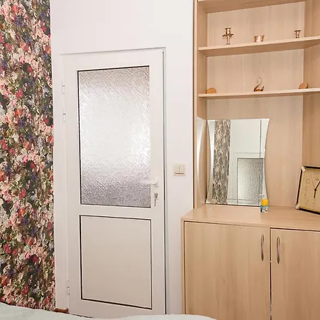 Cozy Flat With Great Location Near Sea Garden By Flat Mаnager Apartment *